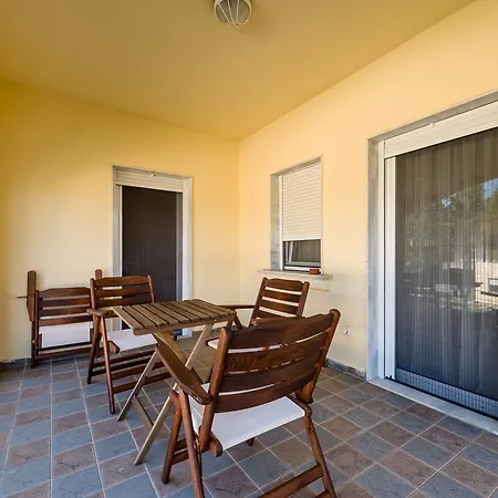 Sithonia * Метаморфоси